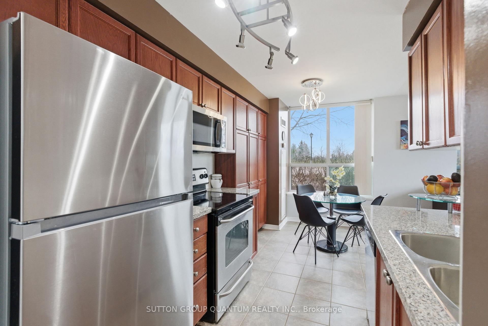 Photo 4 of Unit 104, 4889 Kimbermount Avenue, Mississauga, Central Erin Mills — HOMEH