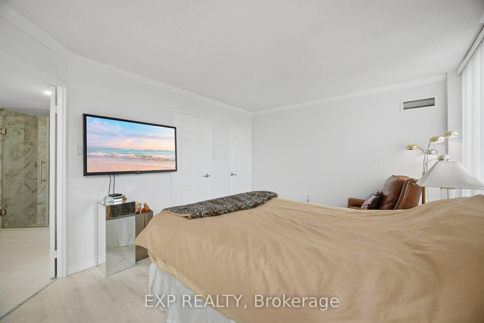 Photo 24 of Unit 410, 7440 Bathurst Street, Vaughan, Brownridge — HOMEH