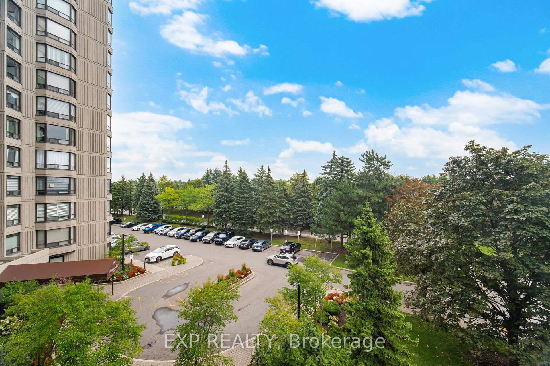 Photo 37 of Unit 410, 7440 Bathurst Street, Vaughan, Brownridge — HOMEH