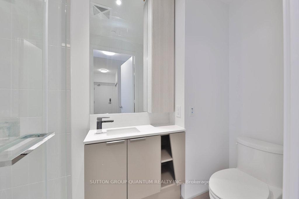 Photo 6 of Unit 4001, 3900 Confederation Parkway, Mississauga, City Centre — HOMEH