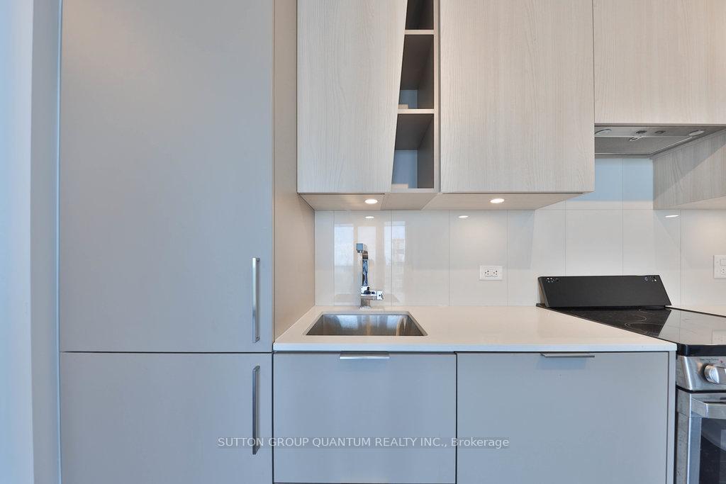Photo 14 of Unit 4001, 3900 Confederation Parkway, Mississauga, City Centre — HOMEH