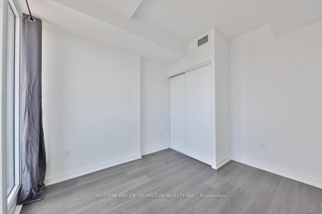 Photo 20 of Unit 4001, 3900 Confederation Parkway, Mississauga, City Centre — HOMEH