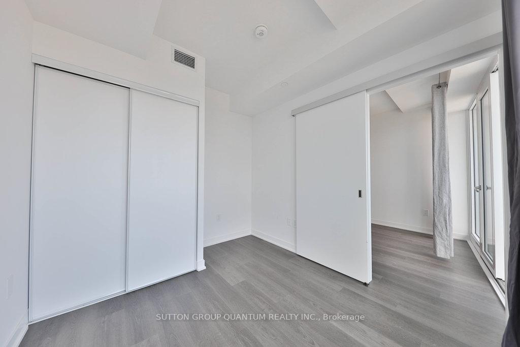 Photo 21 of Unit 4001, 3900 Confederation Parkway, Mississauga, City Centre — HOMEH