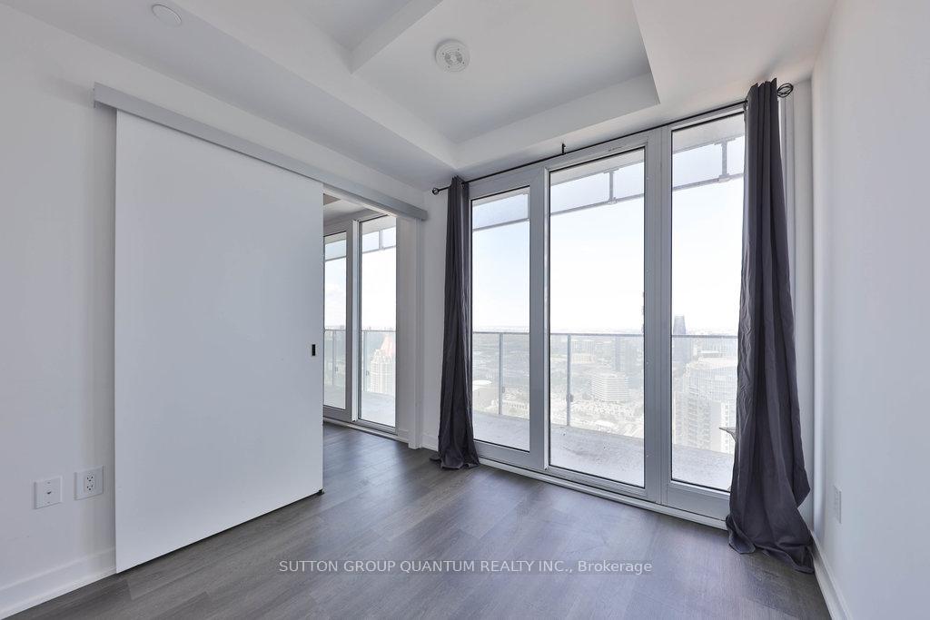 Photo 23 of Unit 4001, 3900 Confederation Parkway, Mississauga, City Centre — HOMEH
