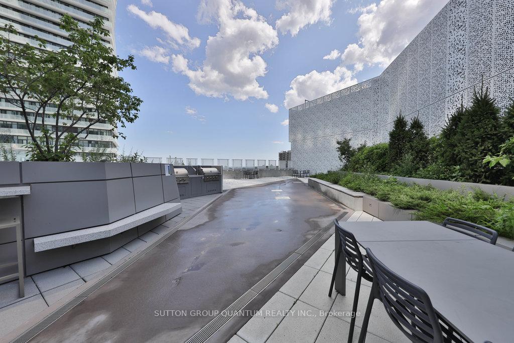 Photo 38 of Unit 4001, 3900 Confederation Parkway, Mississauga, City Centre — HOMEH