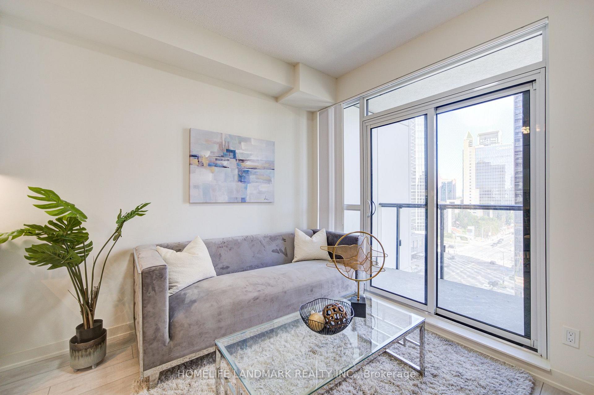 Photo 9 of Unit 818, 4955 yonge Street, North York, Willowdale East — HOMEH