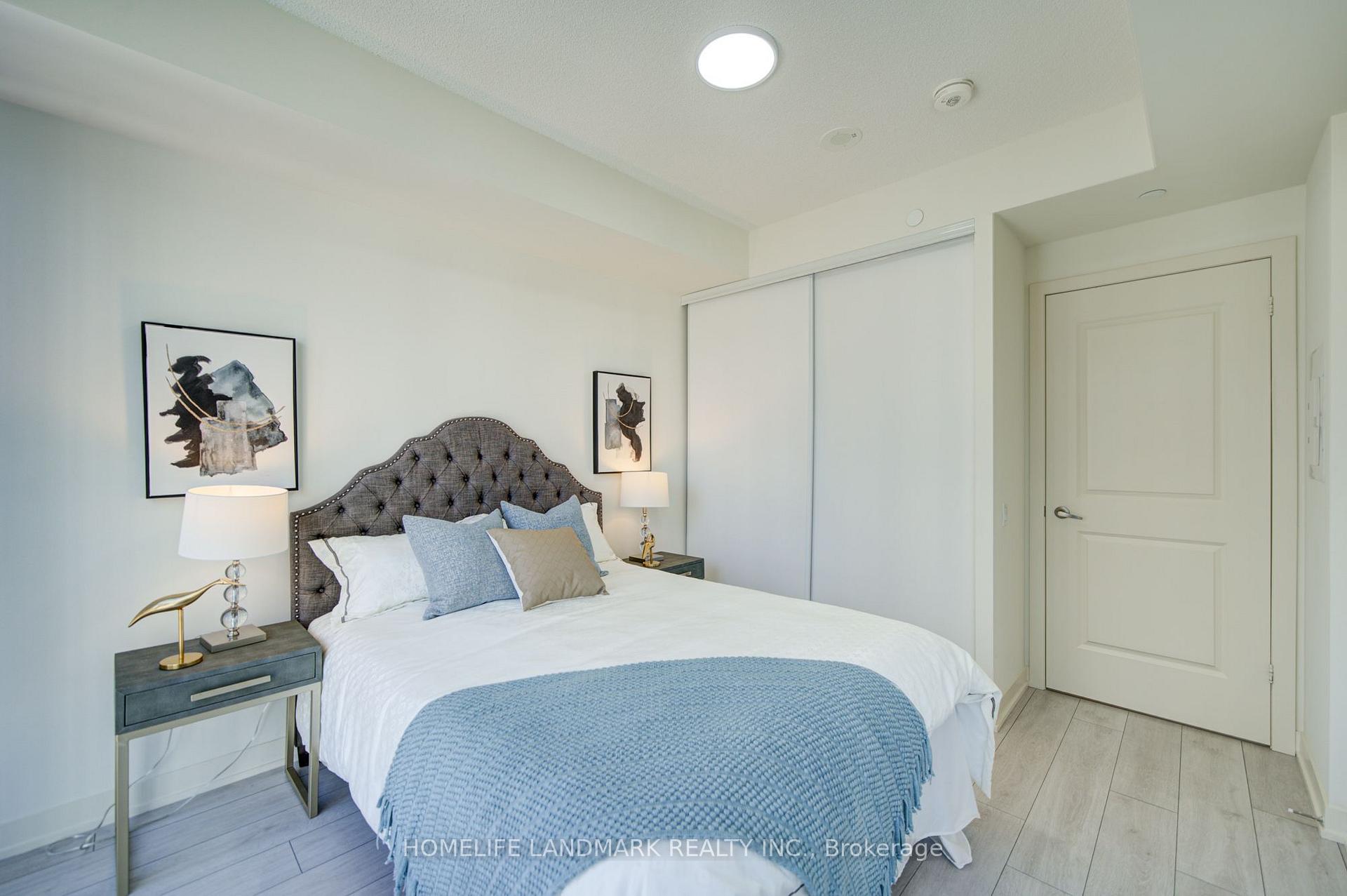 Photo 16 of Unit 818, 4955 yonge Street, North York, Willowdale East — HOMEH