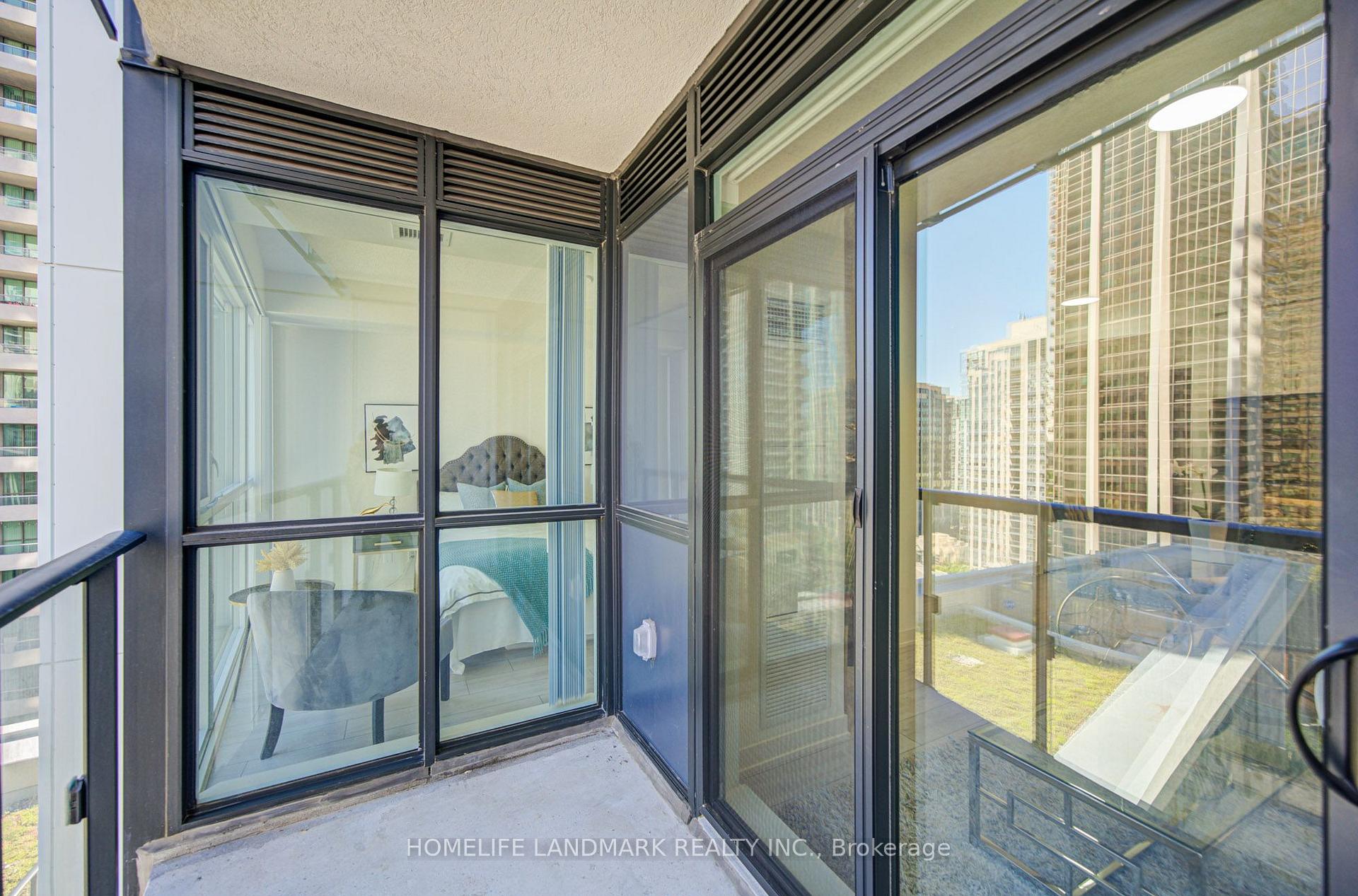 Photo 19 of Unit 818, 4955 yonge Street, North York, Willowdale East — HOMEH