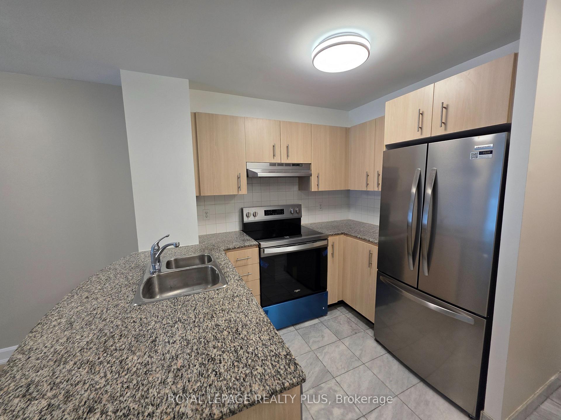 Photo 4 of Unit 607, 105 Victoria Street, Toronto, Church-Yonge Corridor — HOMEH