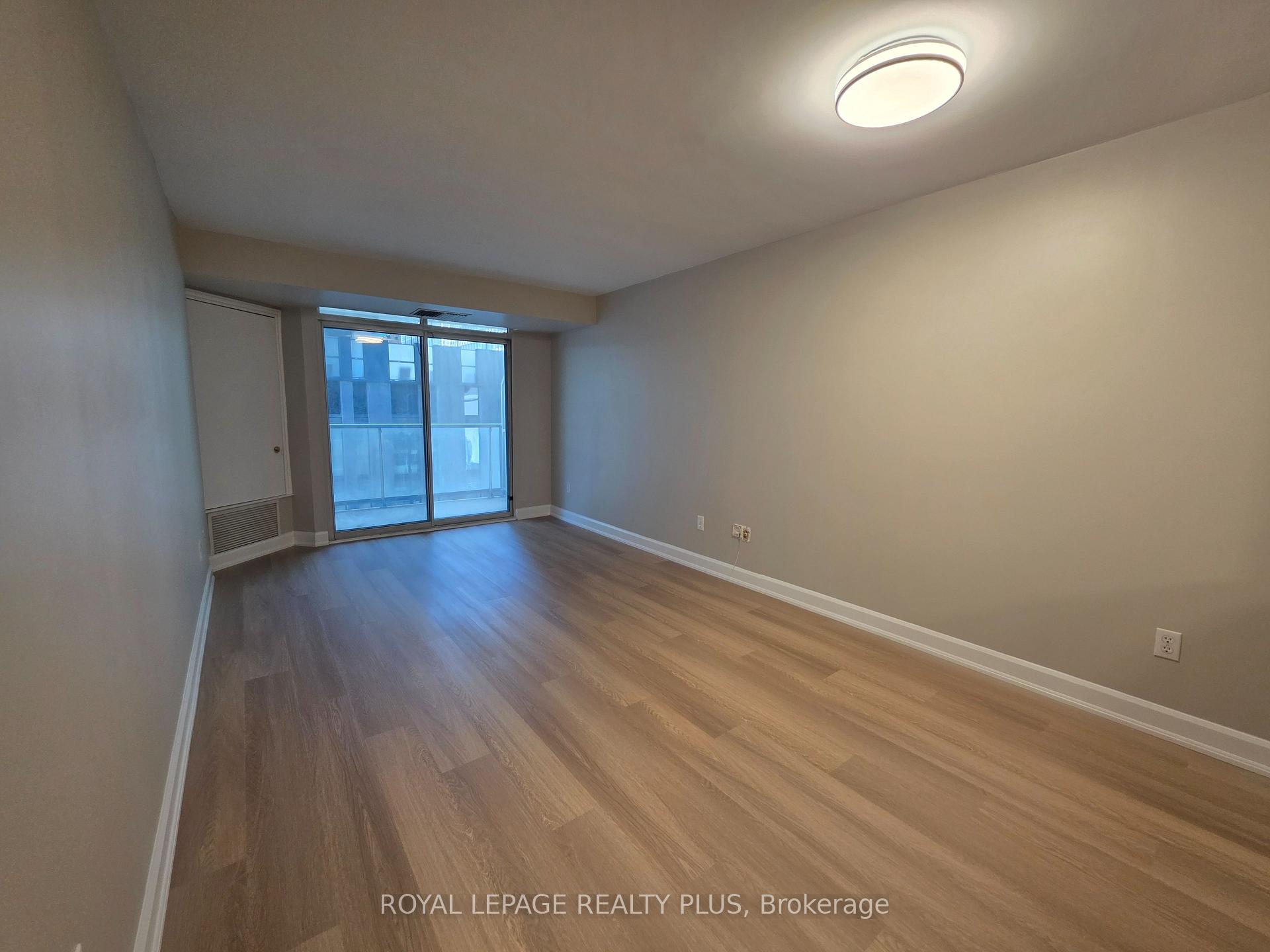 Photo 6 of Unit 607, 105 Victoria Street, Toronto, Church-Yonge Corridor — HOMEH