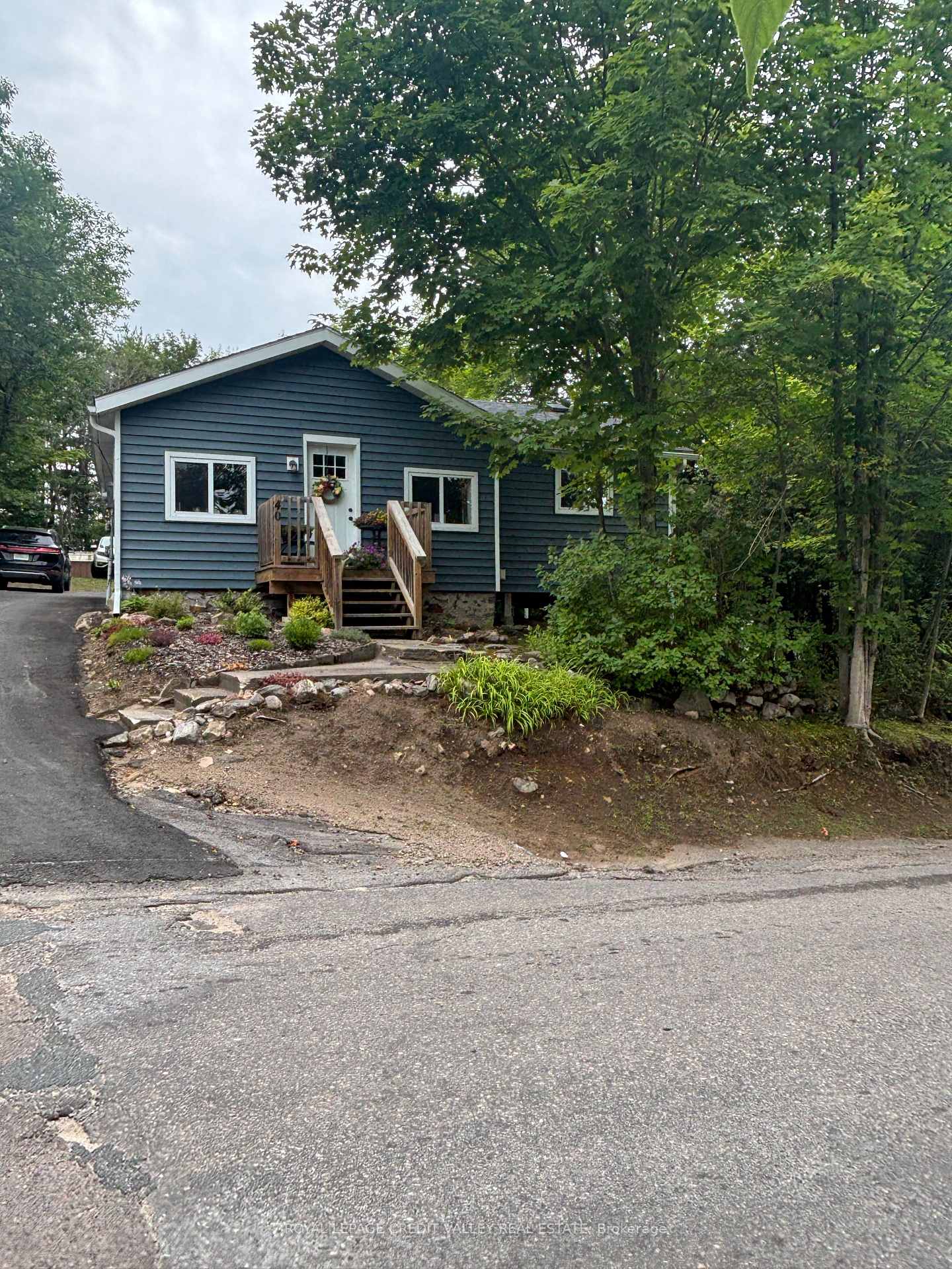 Photo 5 of 39 Cleak Avenue N, Bancroft, Bancroft Ward — HOMEH