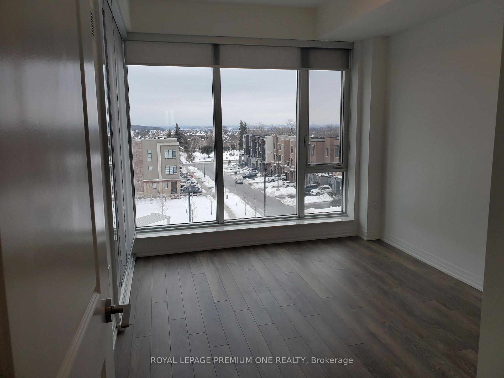 Photo 5 of Unit 416, 99 Eagle Rock Way, Vaughan, Maple — HOMEH