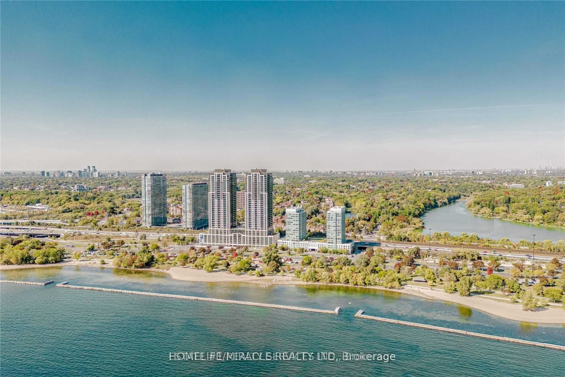 Photo 3 of 1928 Lakeshore Boulevard W, Toronto, High Park-Swansea — HOMEH