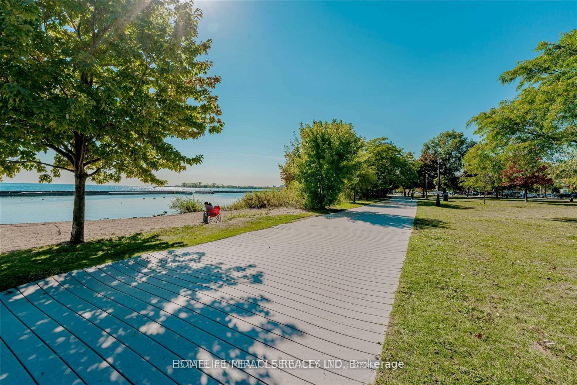 Photo 33 of 1928 Lakeshore Boulevard W, Toronto, High Park-Swansea — HOMEH
