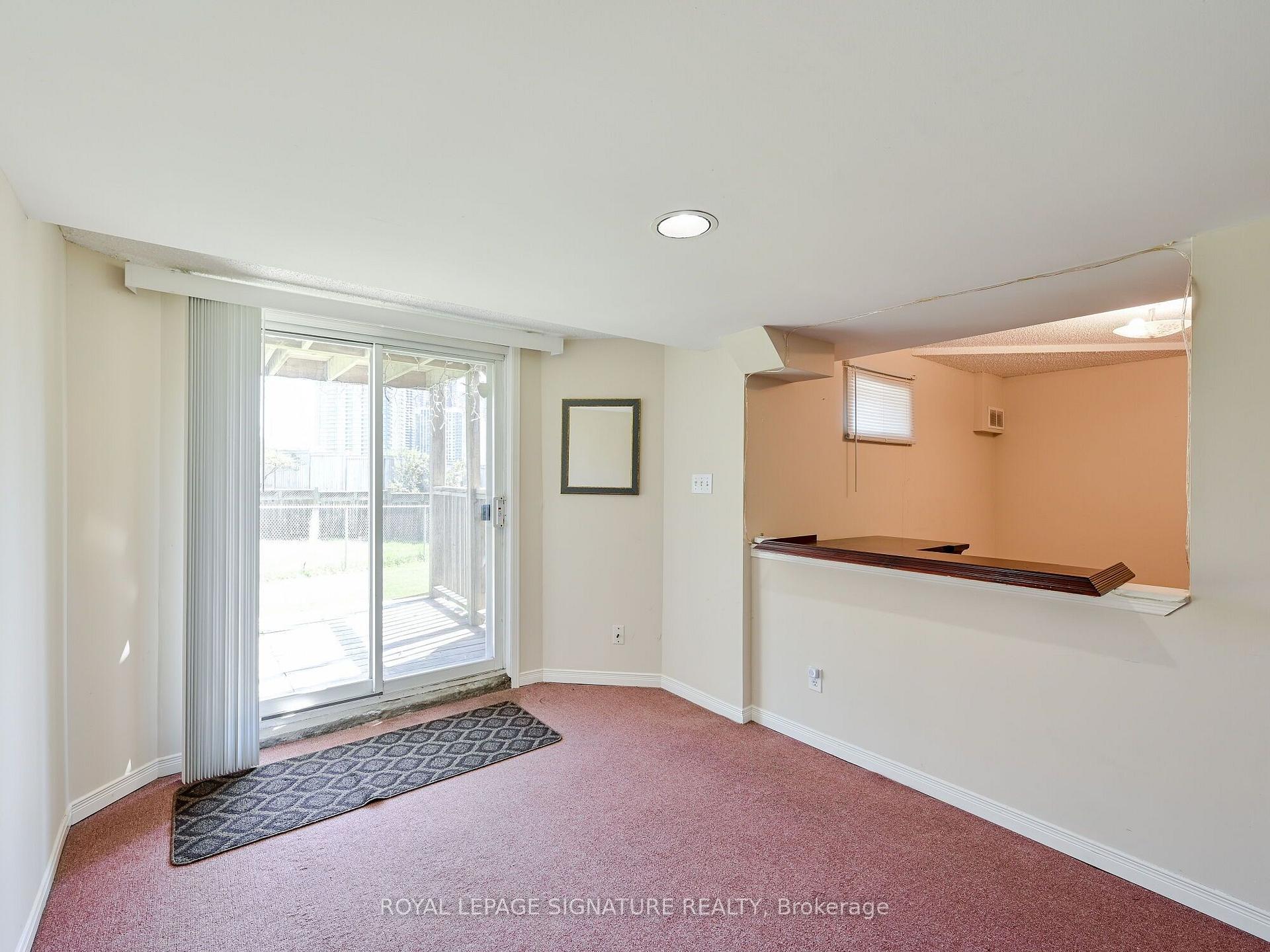 Photo 13 of Unit Lower, 556 Farwell Crescent, Mississauga, Hurontario — HOMEH