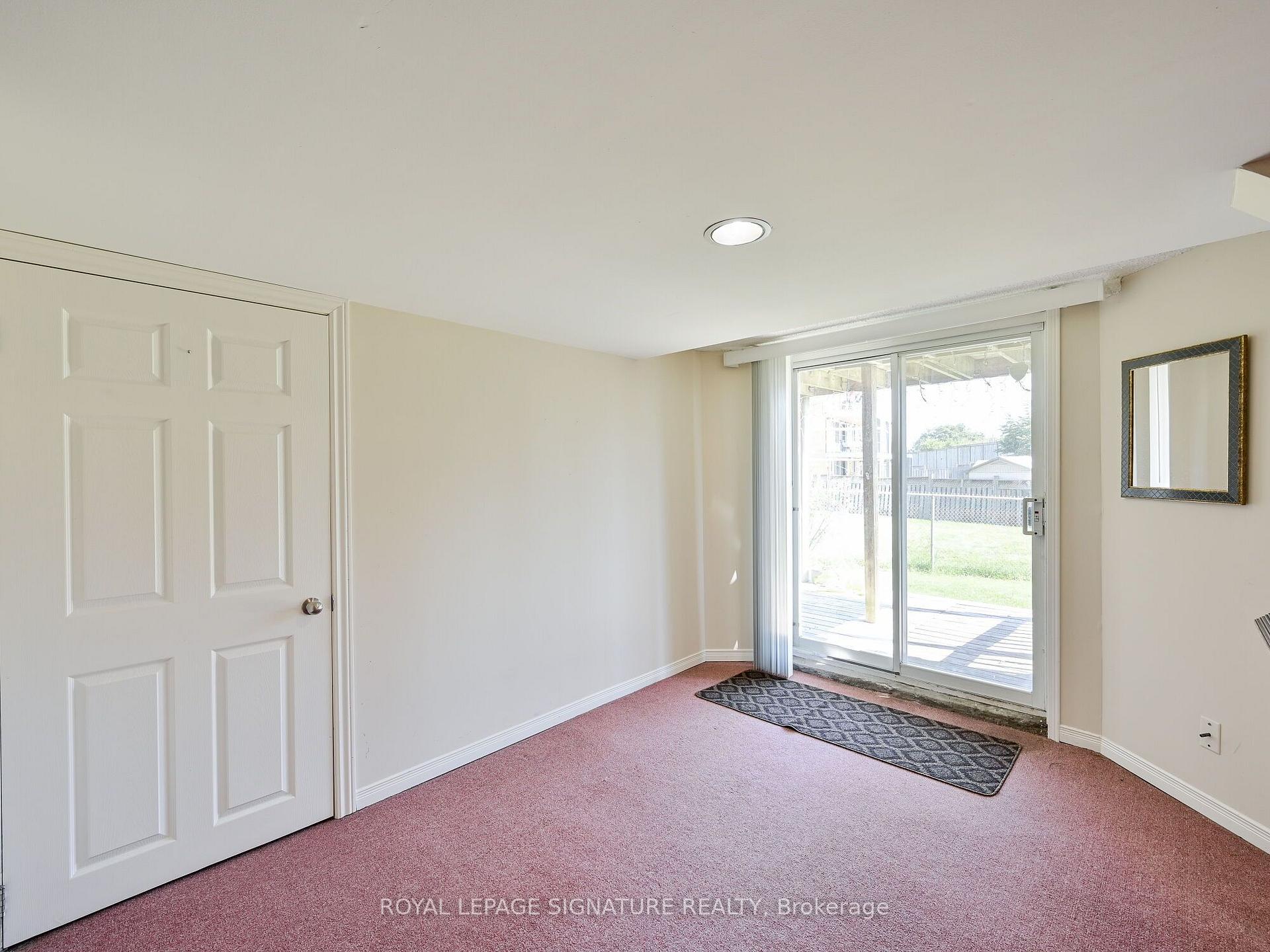 Photo 14 of Unit Lower, 556 Farwell Crescent, Mississauga, Hurontario — HOMEH