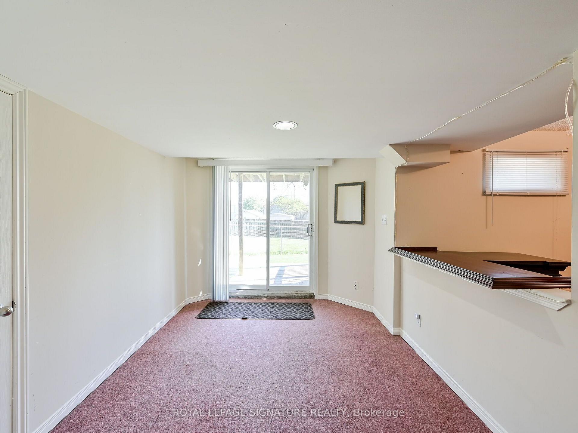 Photo 15 of Unit Lower, 556 Farwell Crescent, Mississauga, Hurontario — HOMEH