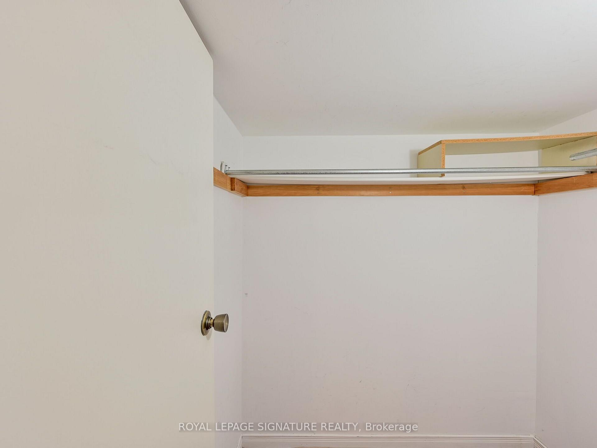 Photo 23 of Unit Lower, 556 Farwell Crescent, Mississauga, Hurontario — HOMEH