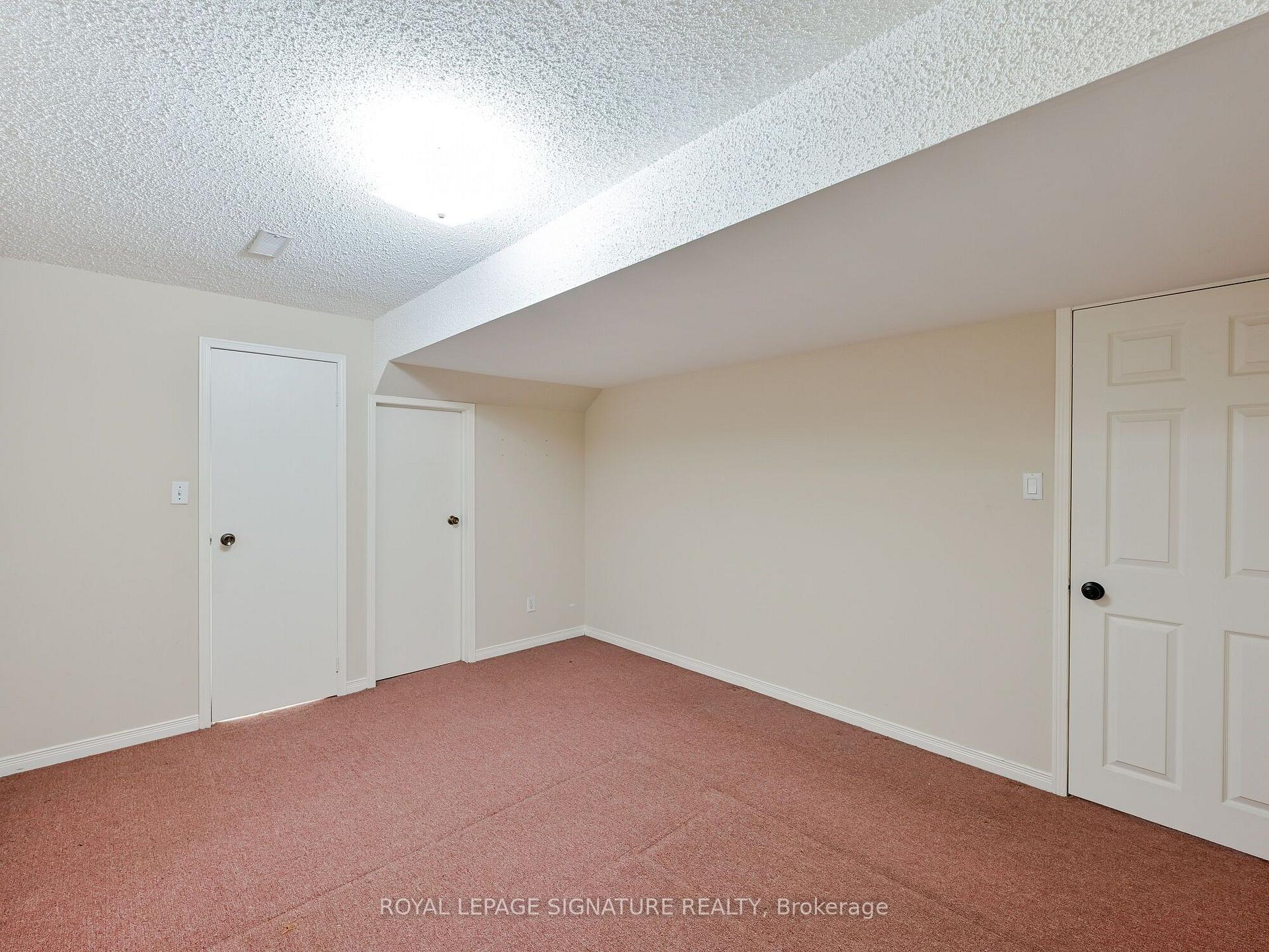 Photo 24 of Unit Lower, 556 Farwell Crescent, Mississauga, Hurontario — HOMEH