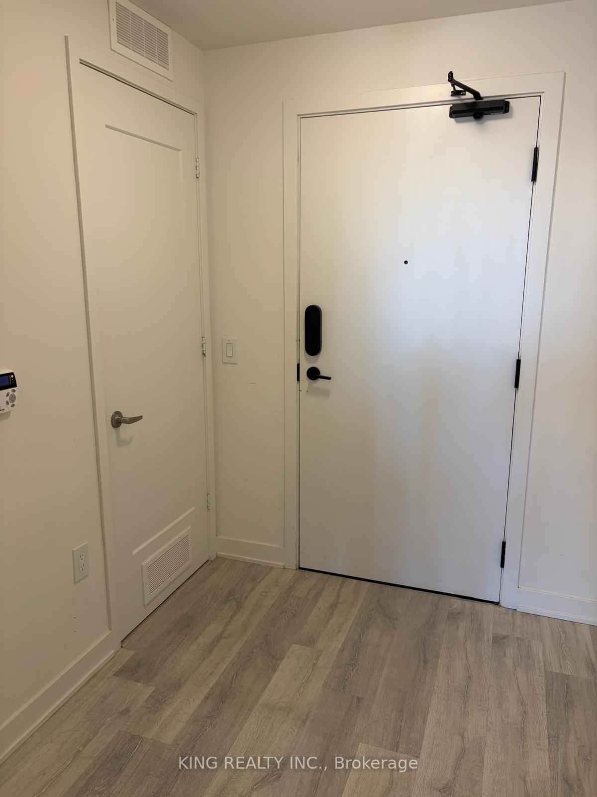 Photo 9 of Unit 806 E, 70 Princess Street E, Toronto, Waterfront Communities — HOMEH