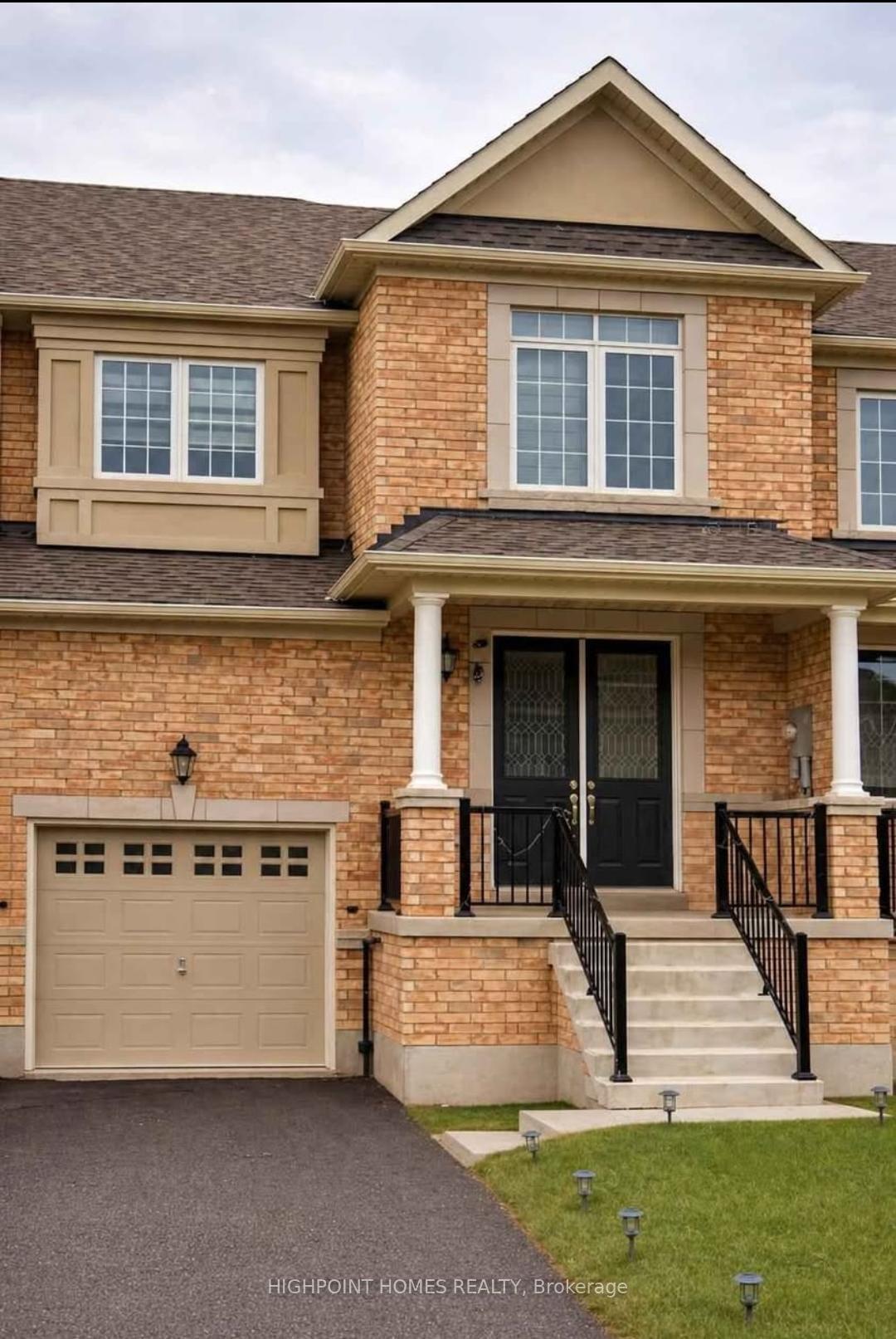 Photo 1 of 6 Beasley Grove, Hamilton, Ancaster — HOMEH
