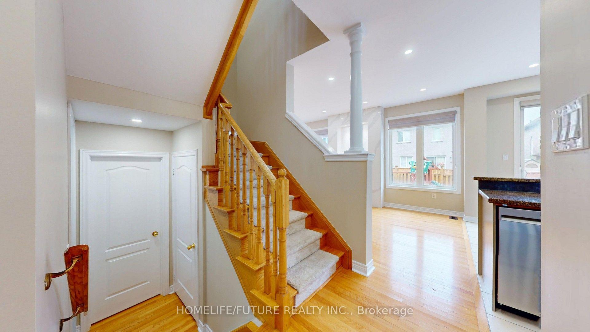 Photo 26 of 15 Ada Gardens, Markham, Box Grove — HOMEH