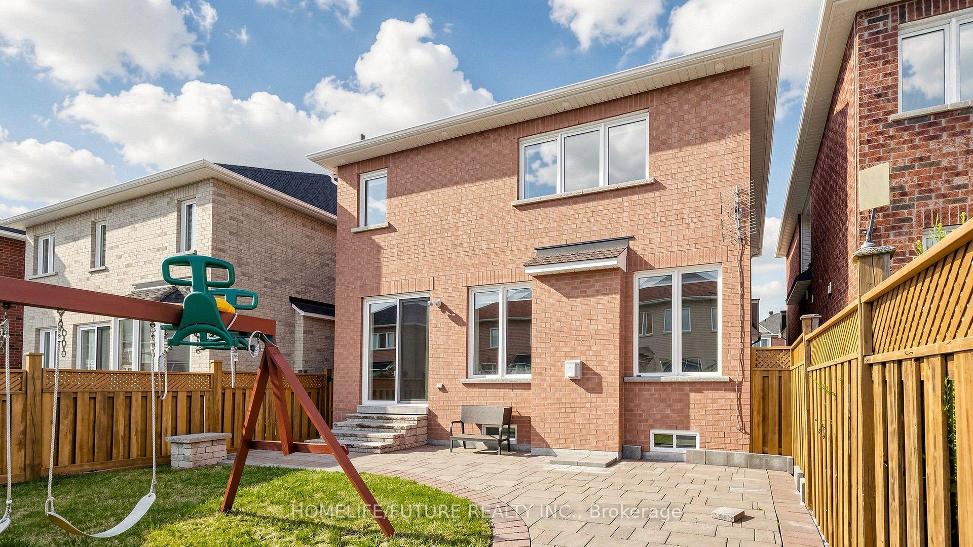 Photo 31 of 15 Ada Gardens, Markham, Box Grove — HOMEH
