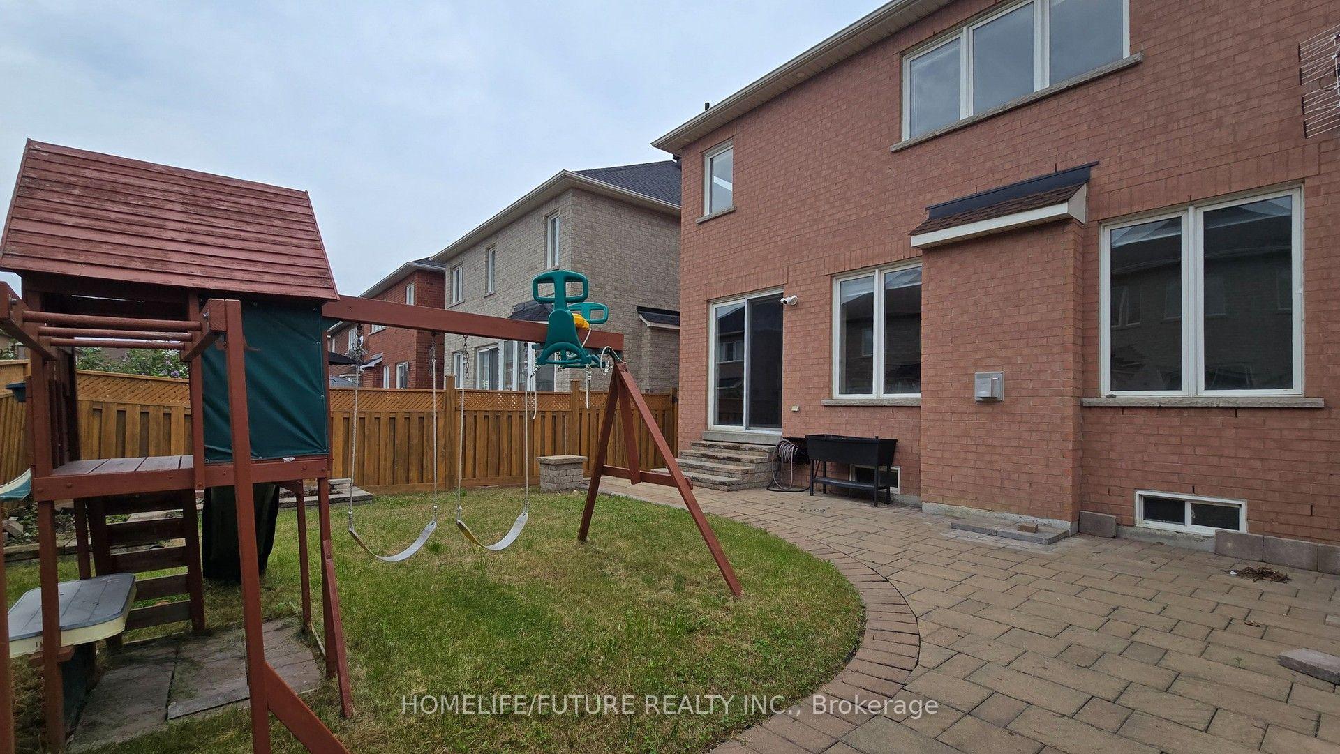 Photo 33 of 15 Ada Gardens, Markham, Box Grove — HOMEH