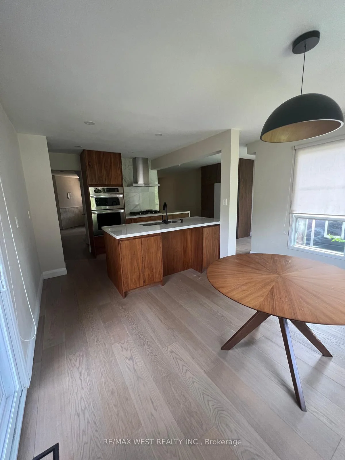Photo 5 of 51 Moorcrest Drive, Aurora, Aurora Village — HOMEH