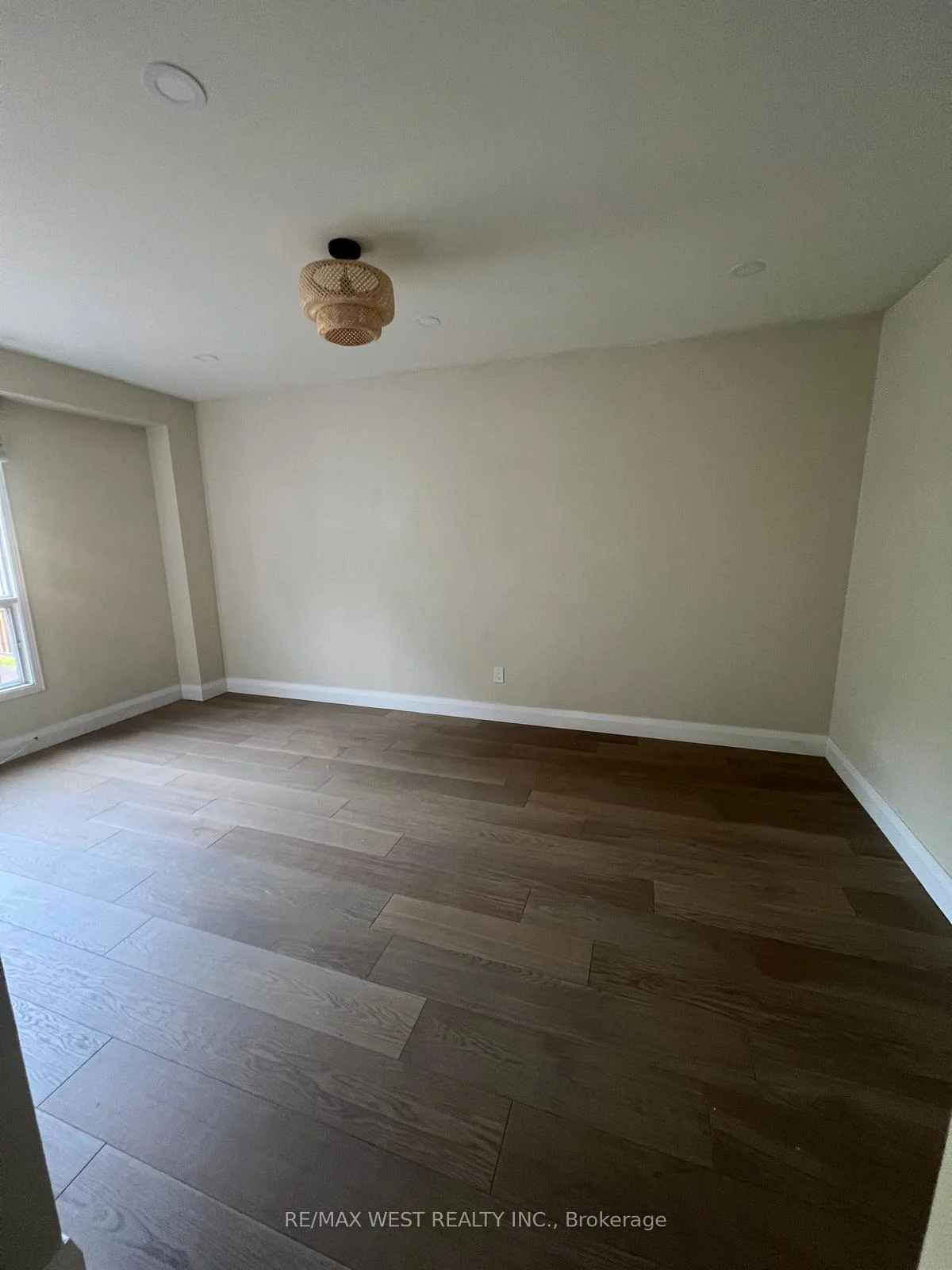 Photo 8 of 51 Moorcrest Drive, Aurora, Aurora Village — HOMEH