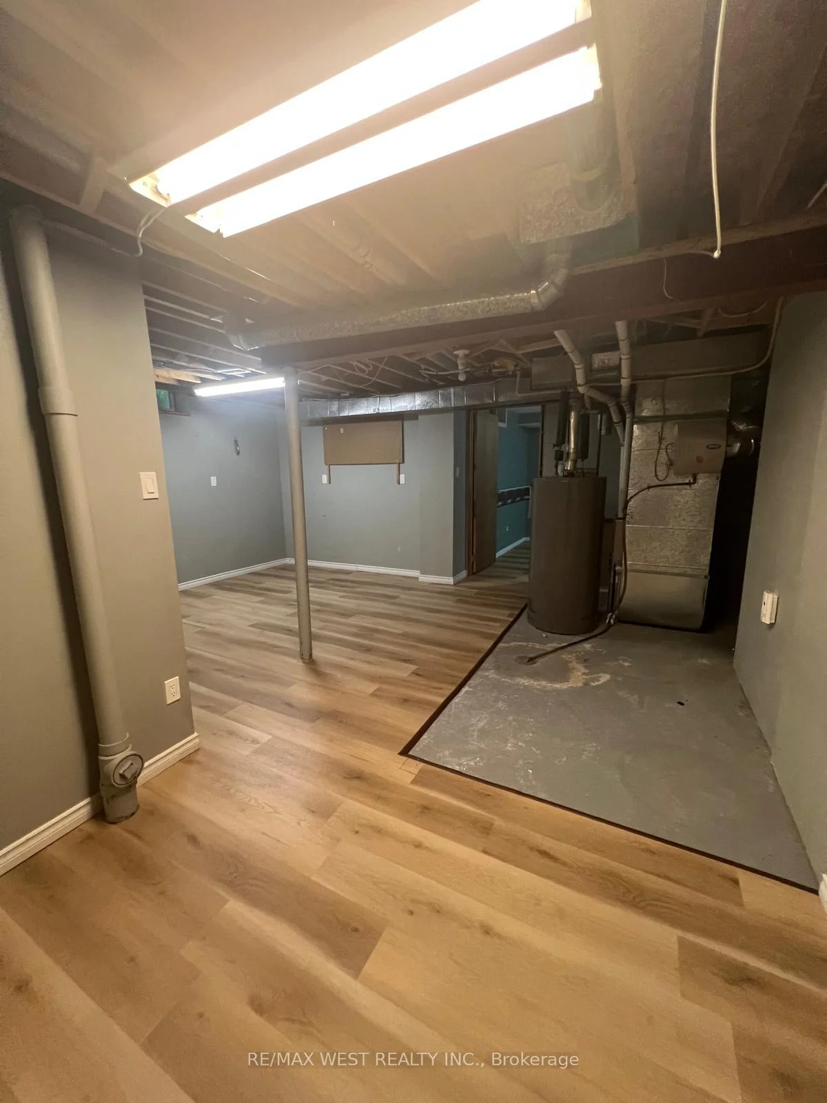 Photo 30 of 51 Moorcrest Drive, Aurora, Aurora Village — HOMEH