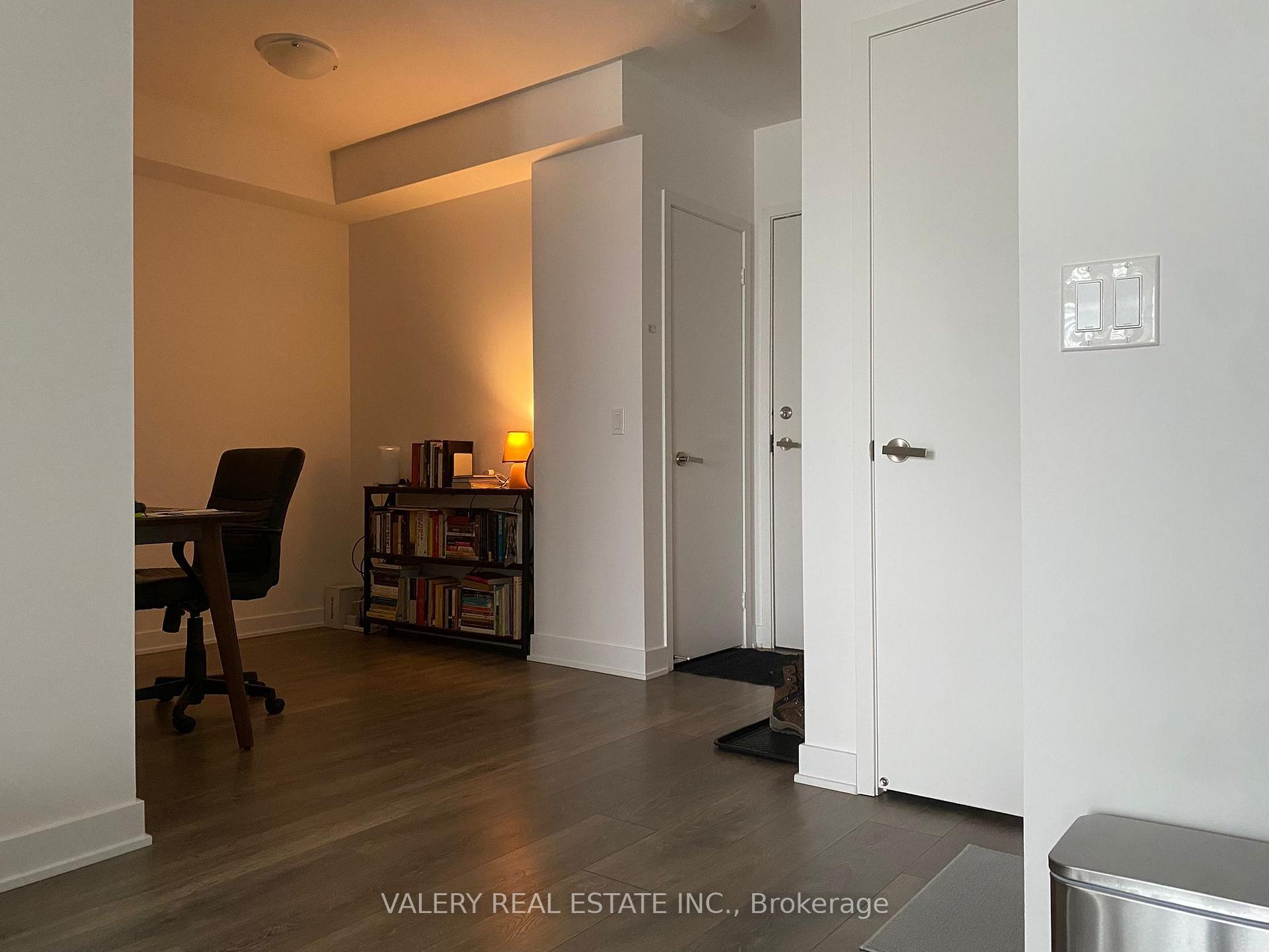 Photo 11 of Unit 2205, 195 Redpath Avenue, Toronto, Mount Pleasant West — HOMEH