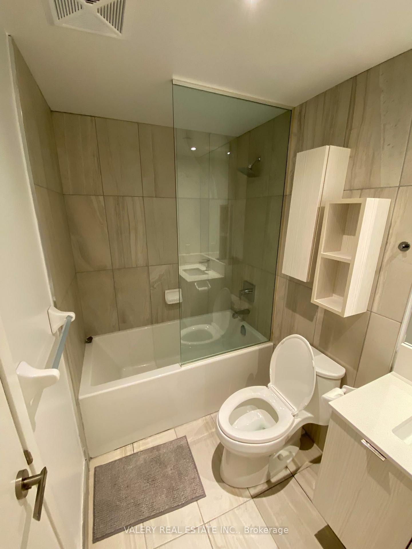 Photo 12 of Unit 2205, 195 Redpath Avenue, Toronto, Mount Pleasant West — HOMEH