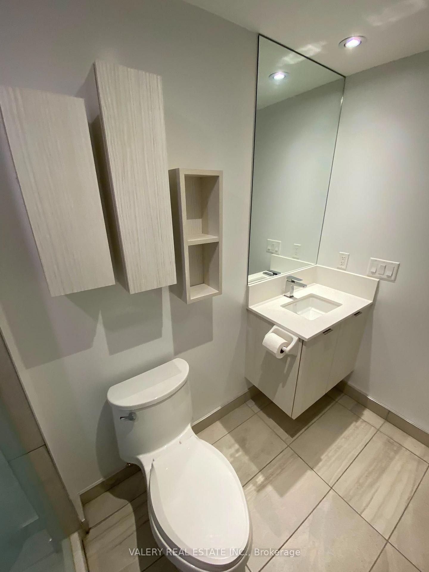 Photo 22 of Unit 2205, 195 Redpath Avenue, Toronto, Mount Pleasant West — HOMEH