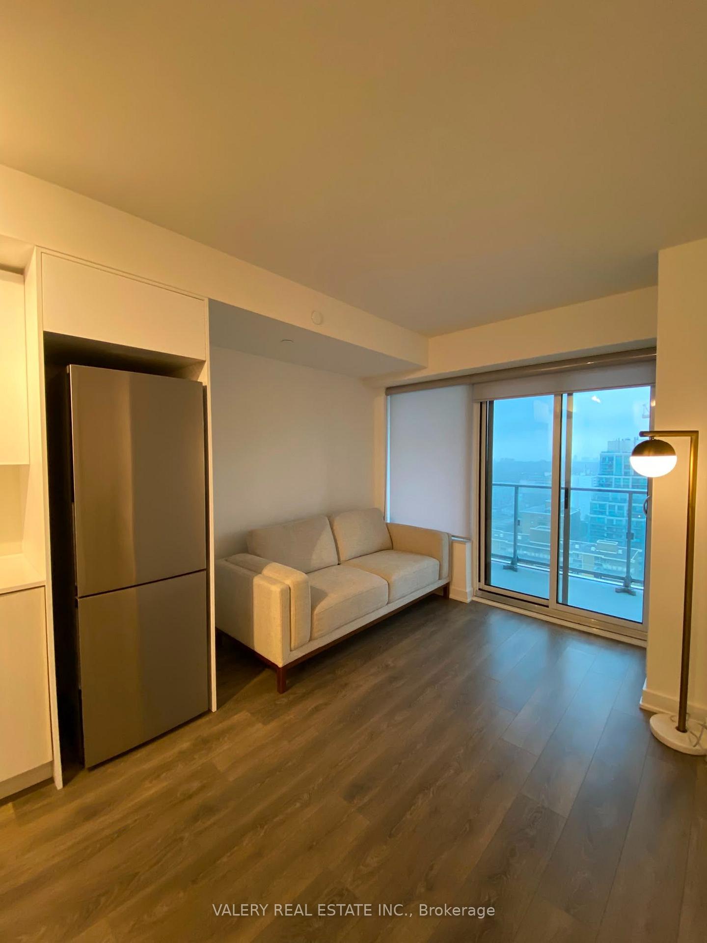 Photo 25 of Unit 2205, 195 Redpath Avenue, Toronto, Mount Pleasant West — HOMEH