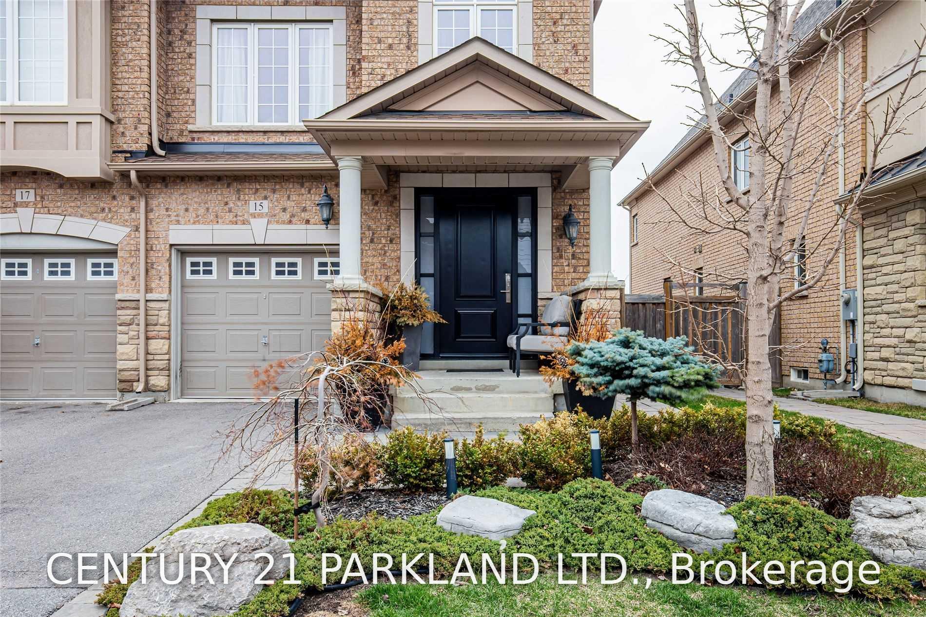 Photo 2 of 15 Sedgewick Place, Vaughan, Vellore Village — HOMEH