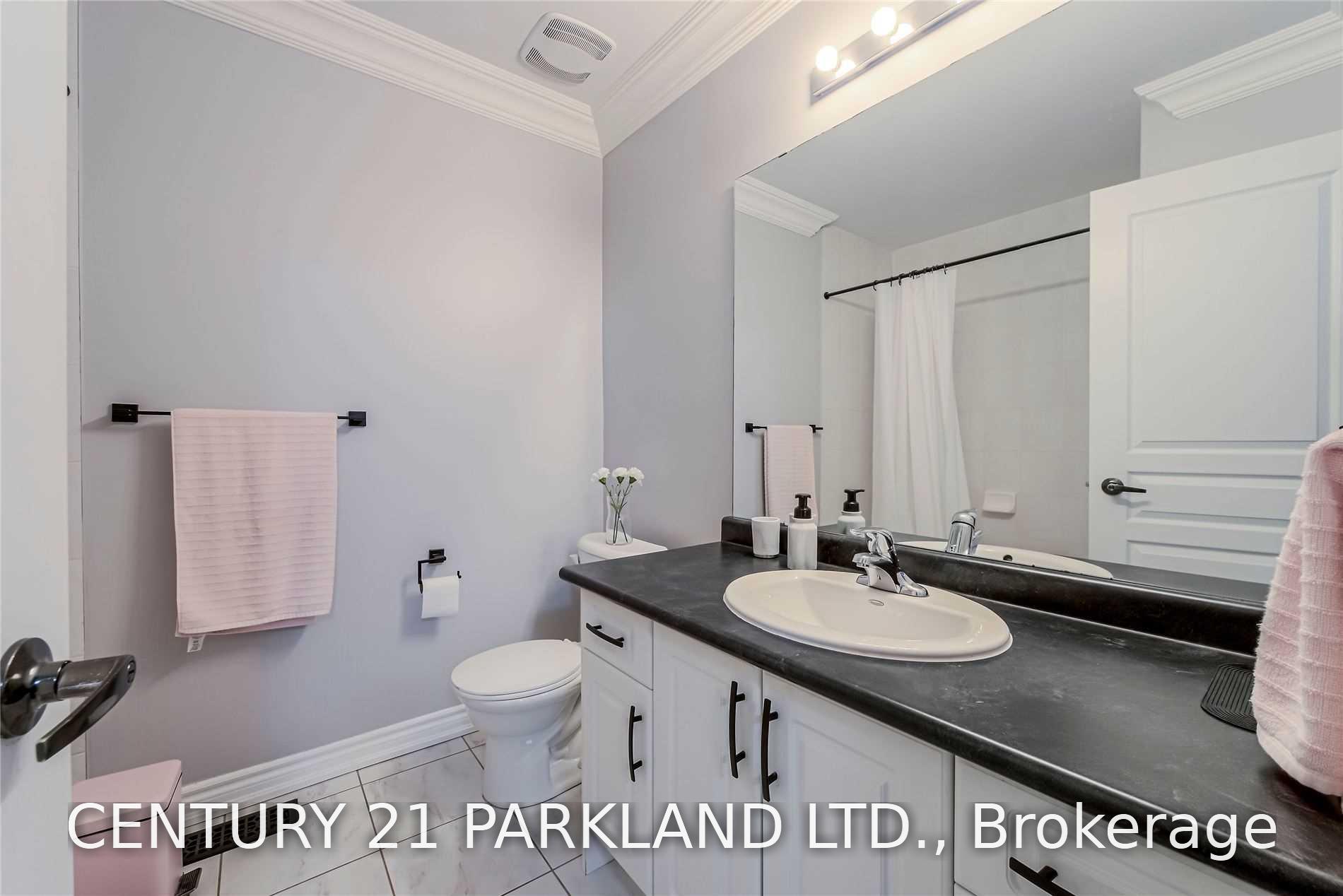 Photo 25 of 15 Sedgewick Place, Vaughan, Vellore Village — HOMEH