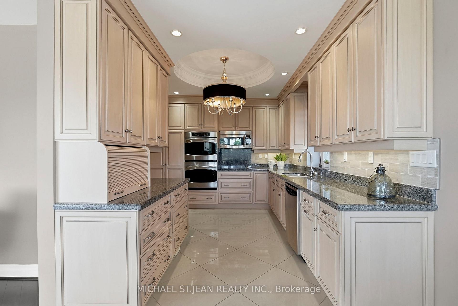 Photo 20 of Unit 2W, 174 Mountain Park Avenue, Hamilton, Eastmount — HOMEH