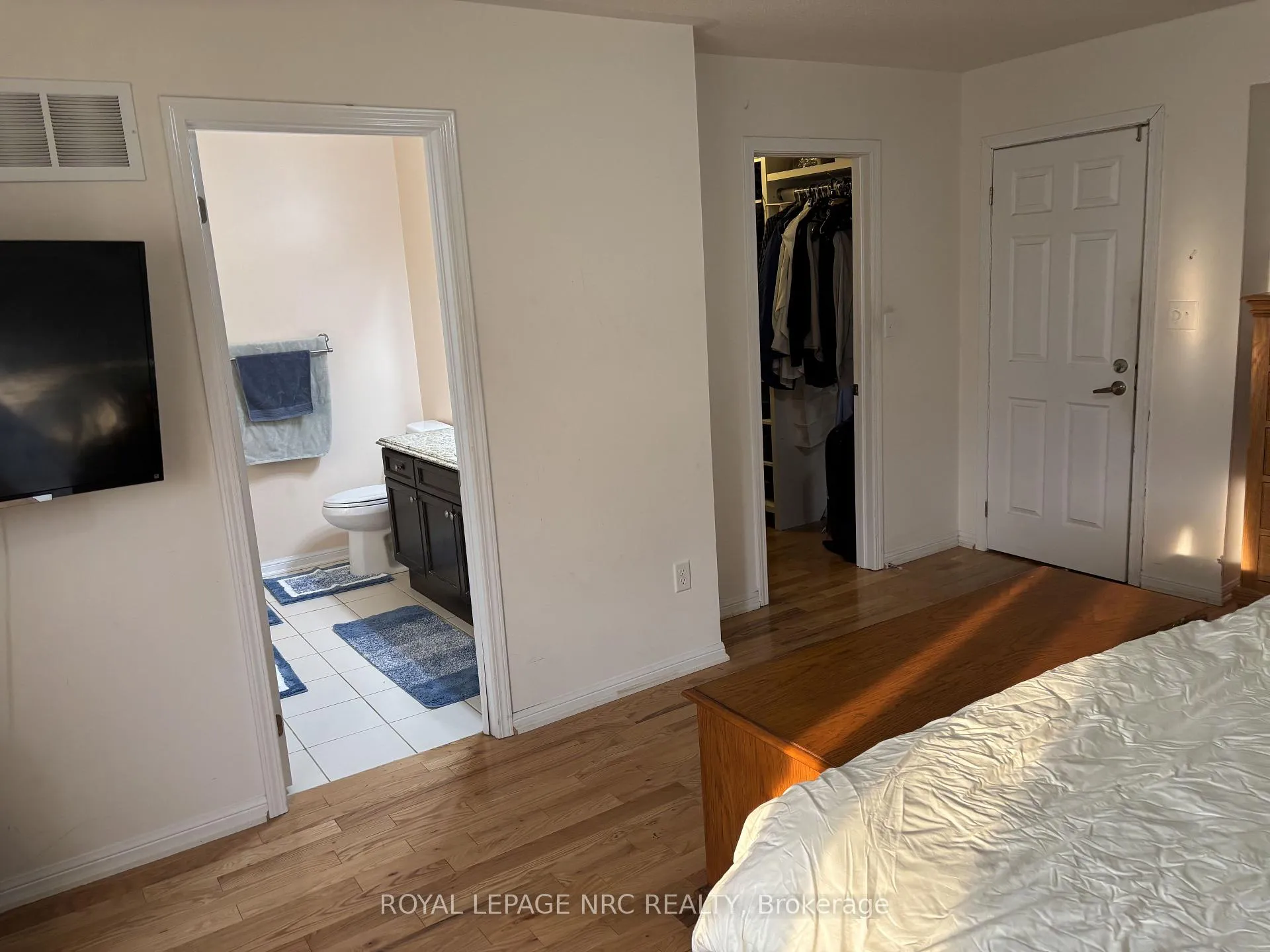 Photo 15 of 28 Dulverton Drive, Brampton, Northwest Brampton — HOMEH