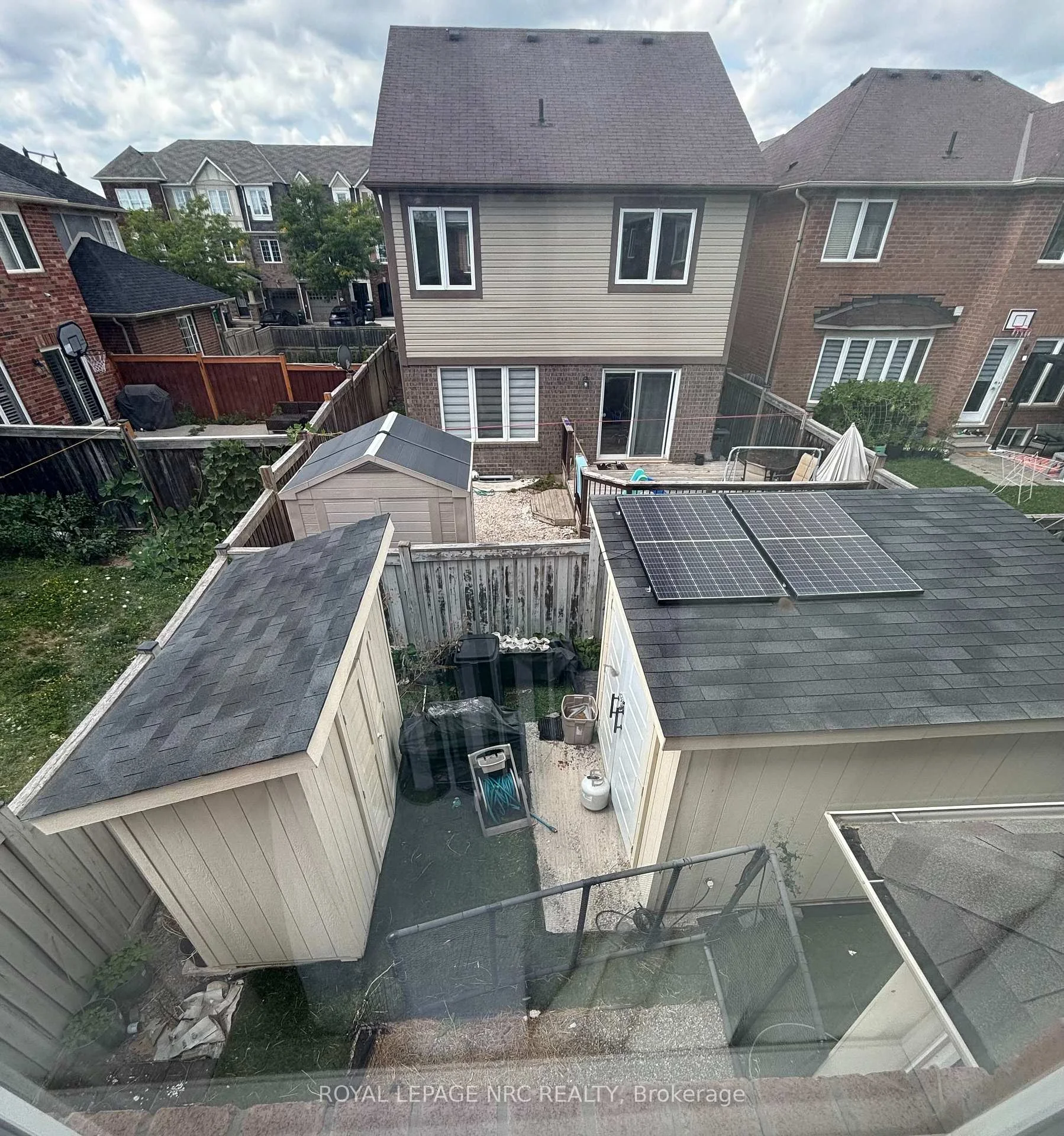 Photo 23 of 28 Dulverton Drive, Brampton, Northwest Brampton — HOMEH