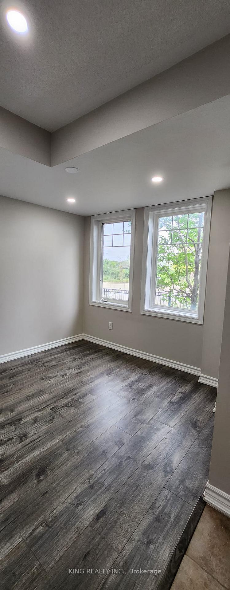 Photo 15 of 86 Magdalene Crescent S, Brampton, Heart Lake East — HOMEH