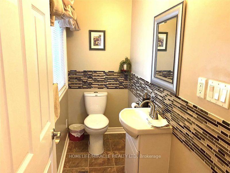 Photo 16 of 46 Alpha Mills Road, Mississauga, Streetsville — HOMEH