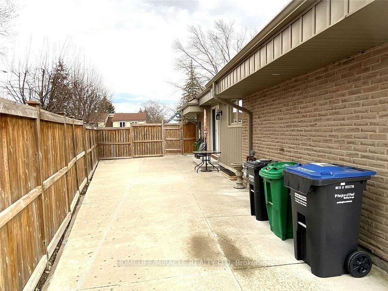 Photo 24 of 46 Alpha Mills Road, Mississauga, Streetsville — HOMEH