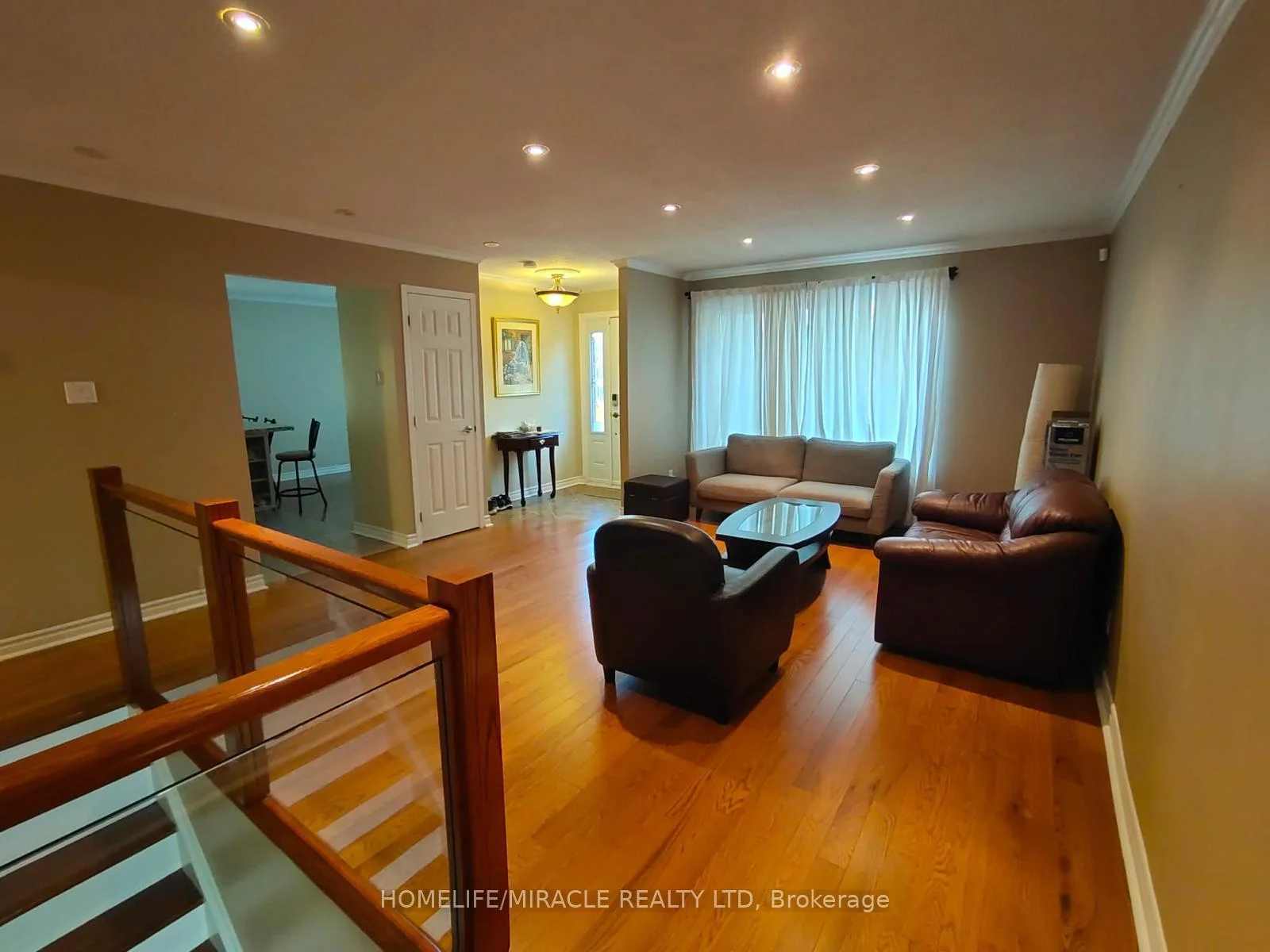 Photo 5 of 46 Alpha Mills Road, Mississauga, Streetsville — HOMEH