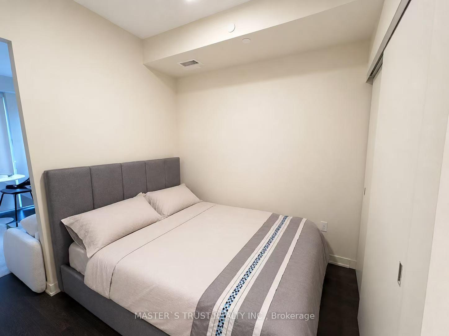 Photo 6 of Unit 1005, 20 Richardson Street, Toronto, Waterfront Communities — HOMEH