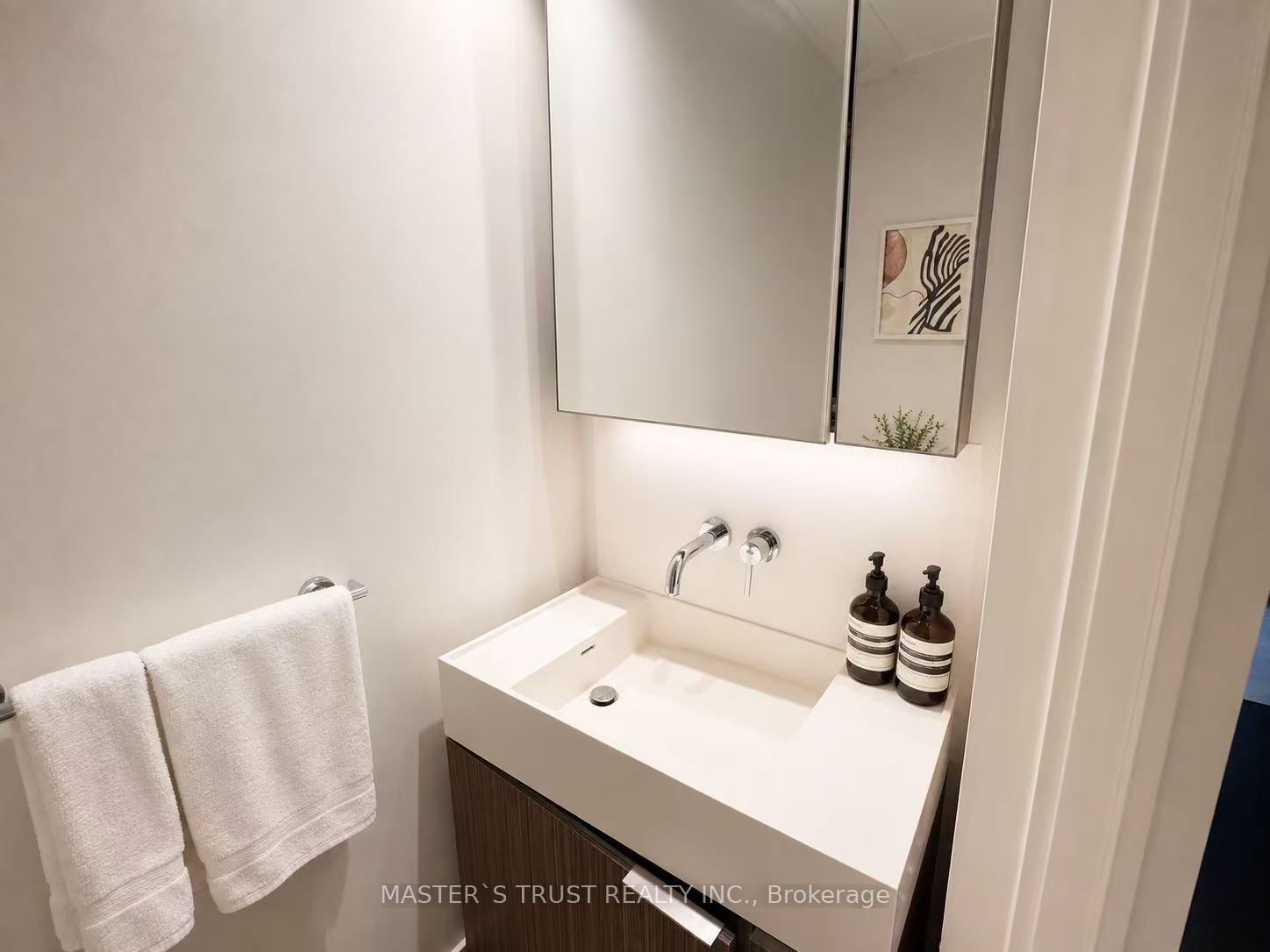 Photo 7 of Unit 1005, 20 Richardson Street, Toronto, Waterfront Communities — HOMEH