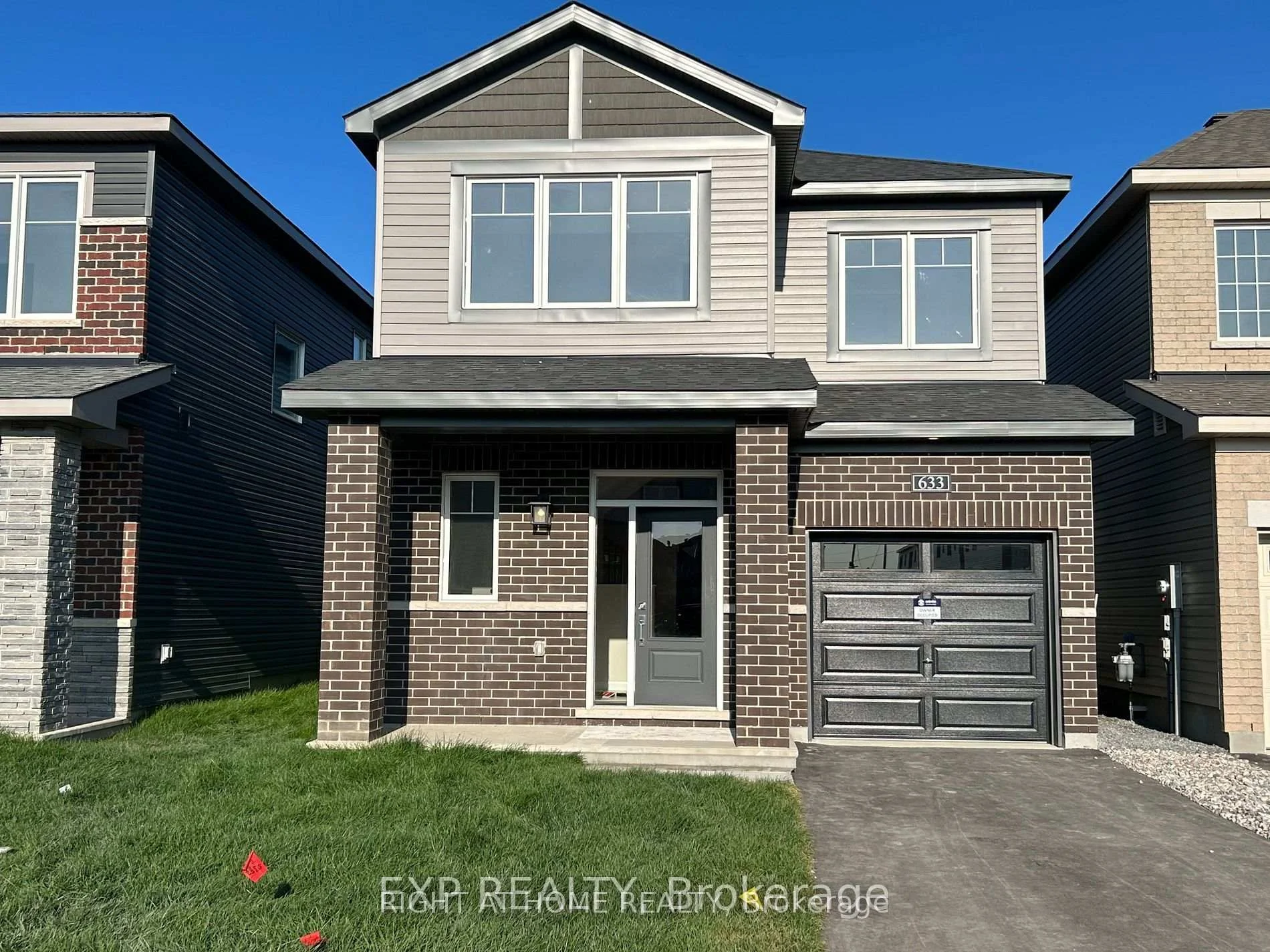Photo 2 of 633 Idyllic Terrace W, Ottawa, Avalon East — HOMEH