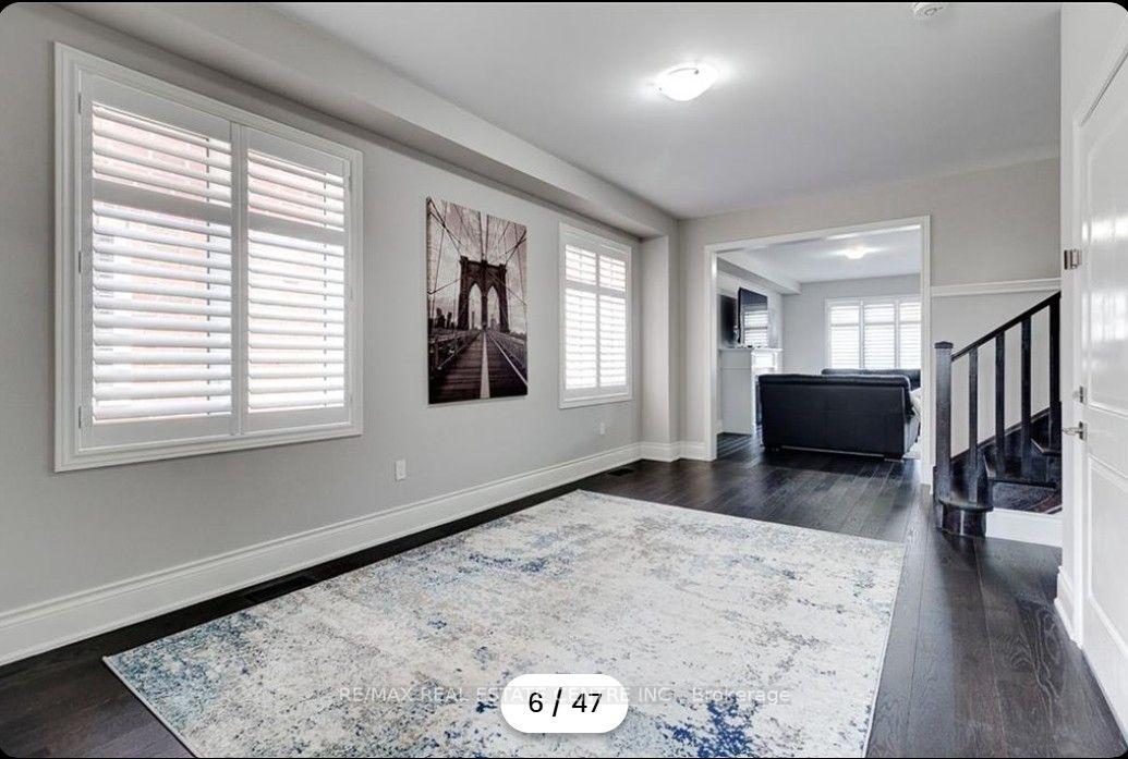 Photo 6 of Unit Ancaster, 15 Heming Trail, Hamilton, Ancaster — HOMEH