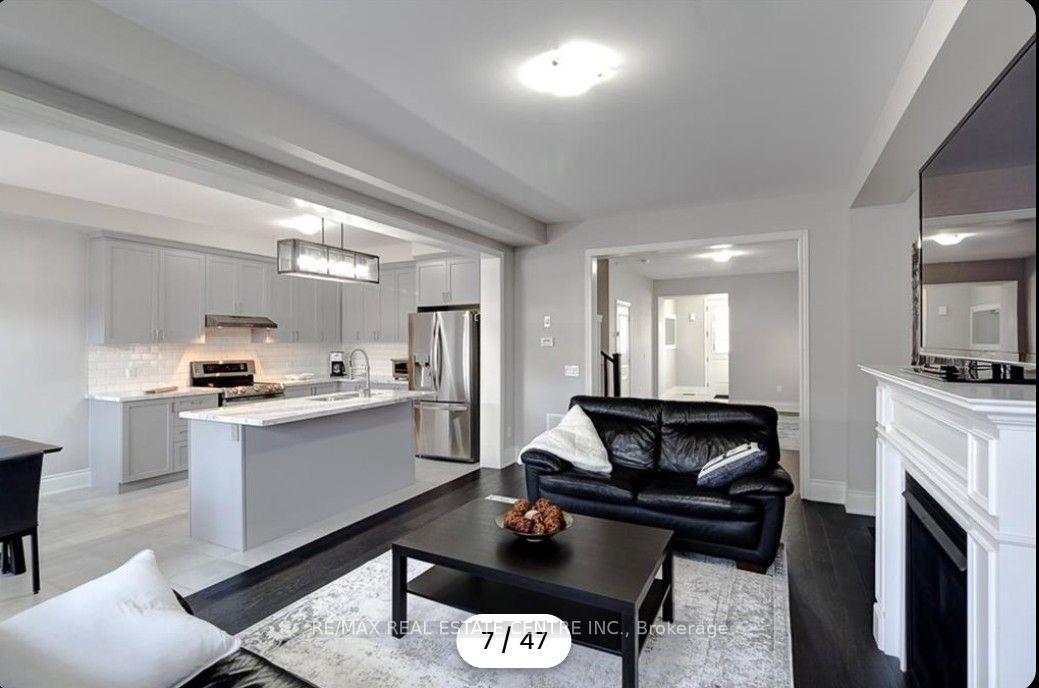 Photo 7 of Unit Ancaster, 15 Heming Trail, Hamilton, Ancaster — HOMEH