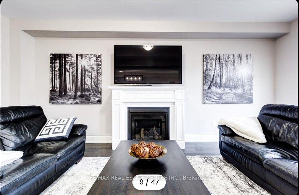 Photo 9 of Unit Ancaster, 15 Heming Trail, Hamilton, Ancaster — HOMEH